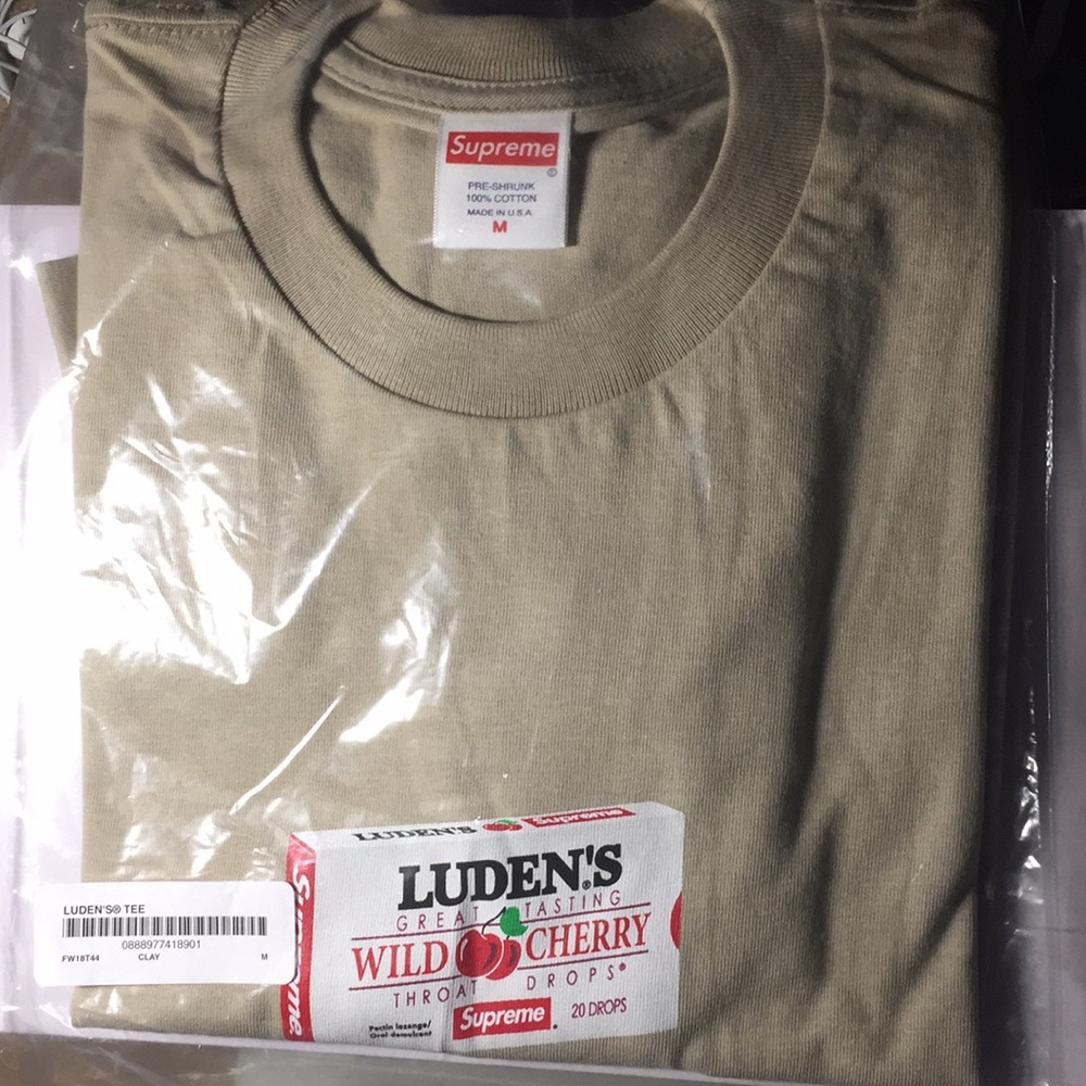 Supreme ludens tee